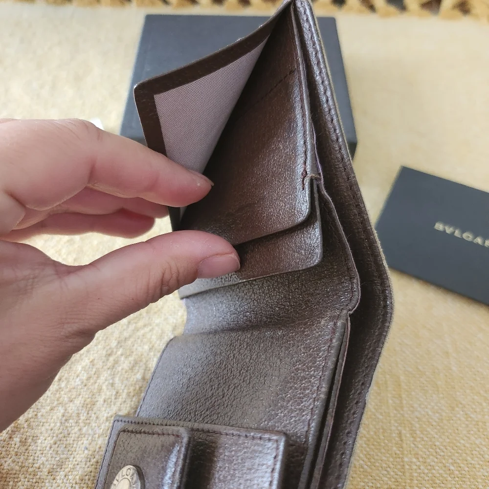 Bvlgari bifold logo wallet refurbished